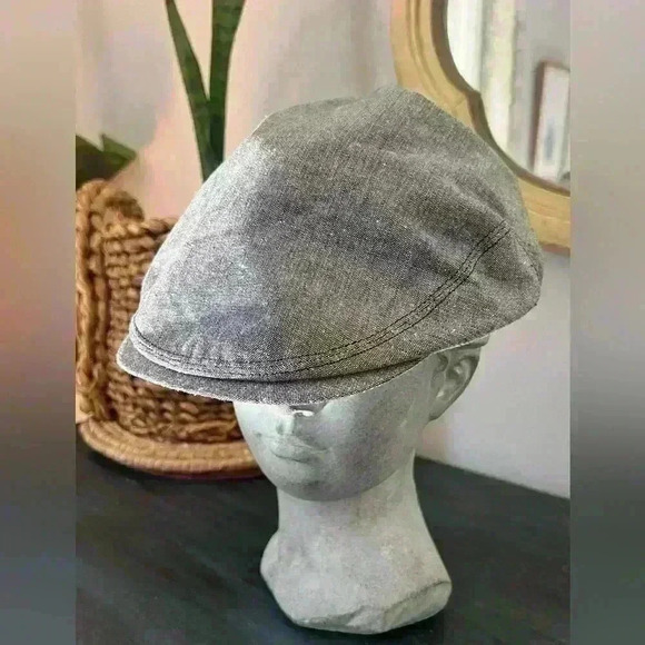 Stetson Men’s Grey newsboys hat. Small logo on side as photographed. - Picture 1 of 6
